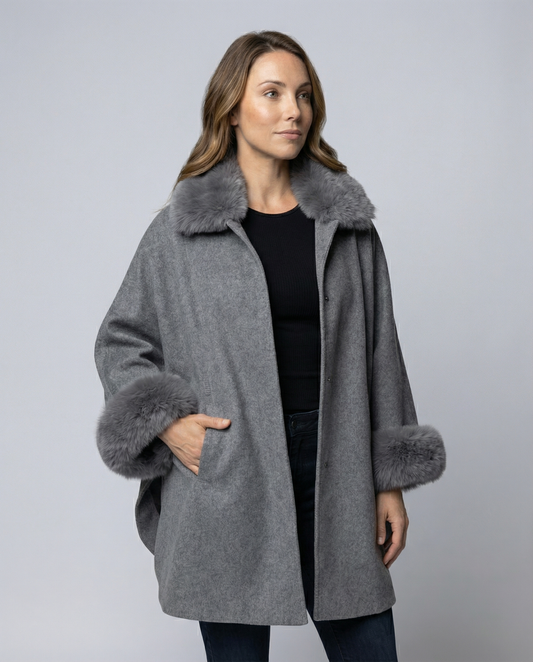 Damen Capejacke aus Kunstpelz - Eveloria