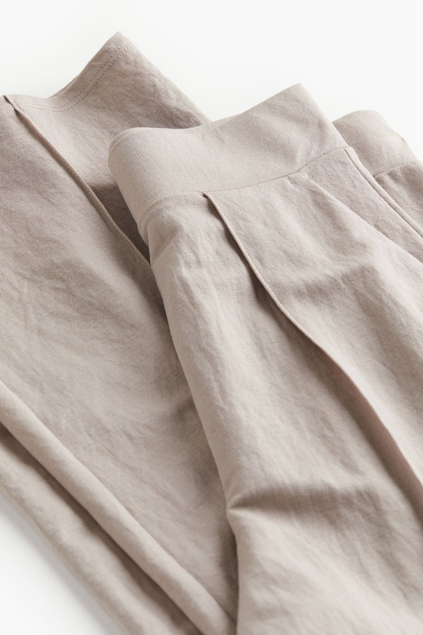 Damenhose Weit Schnitt Bundfalten Leicht Beige
