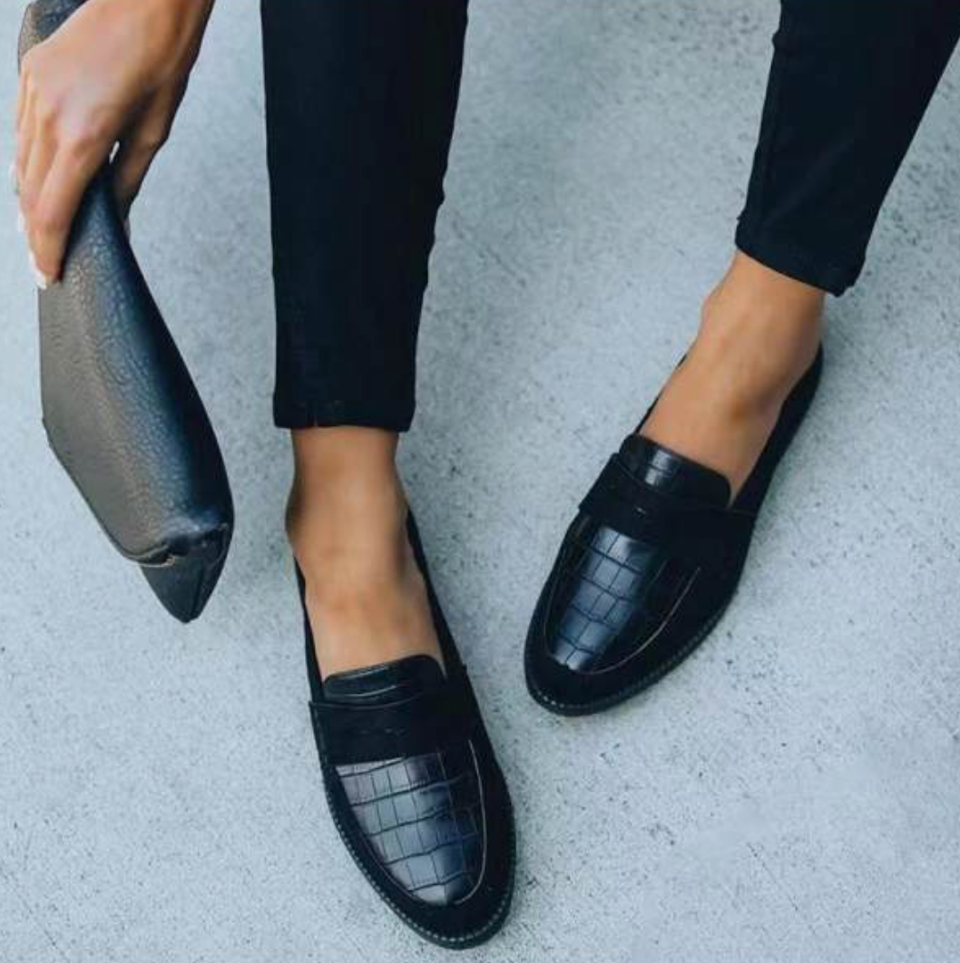 Damen Loafer Flach Elegante Slip-On Schuhe Schwarz - Eveloria