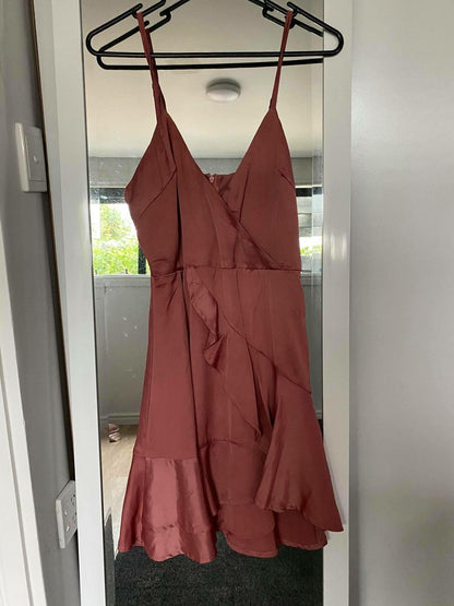 Damen Sommerkleid Fließend Rüschendetails Kleines Bindeband Eveloria