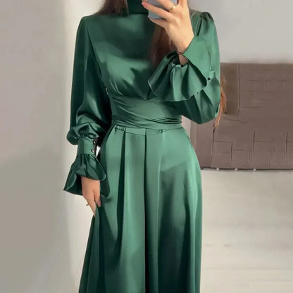 Damen Maxikleid Dunkelgrün Satin Stehkragen Puffärmel