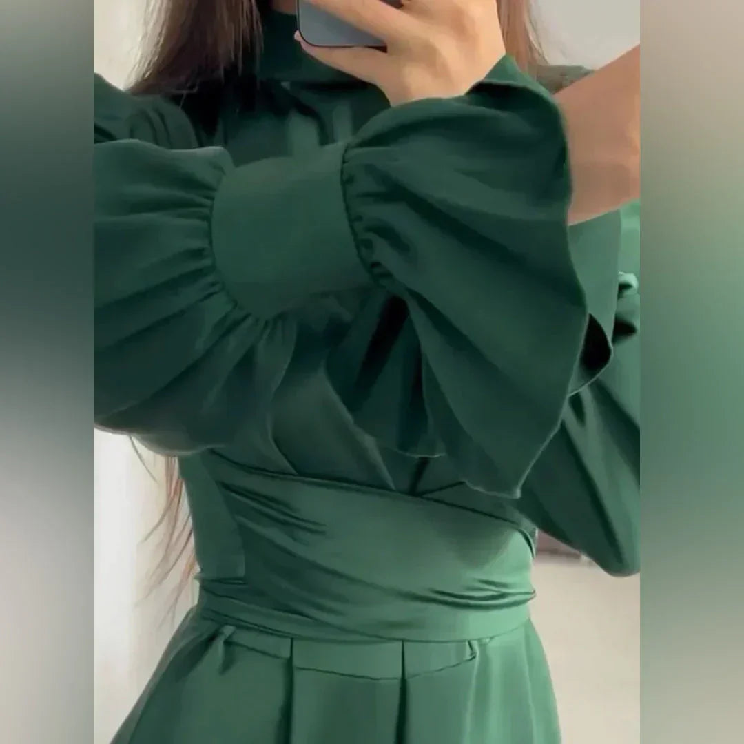 Damen Maxikleid Dunkelgrün Satin Stehkragen Puffärmel