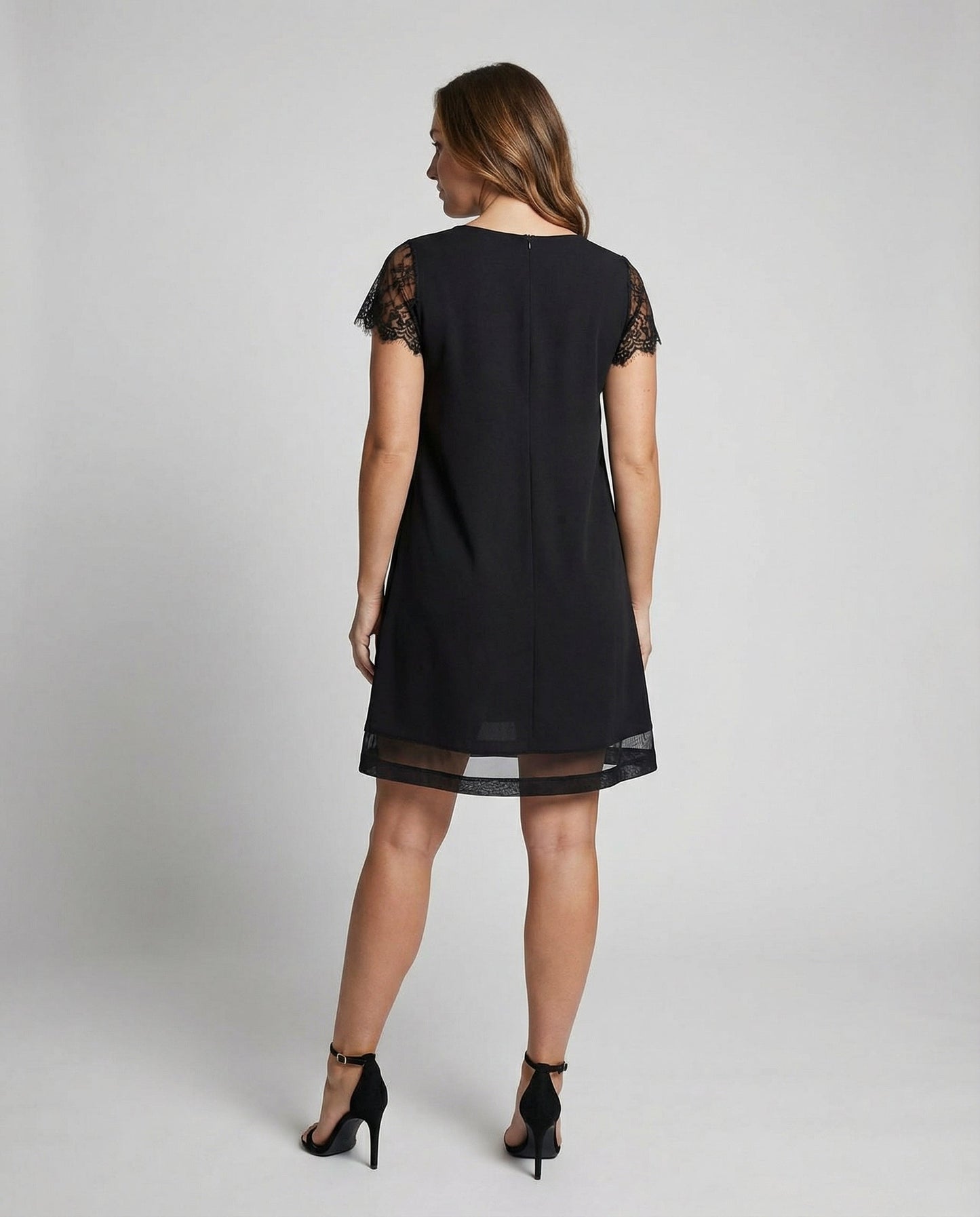 Eveloria Damenkleid Elegantes Detail