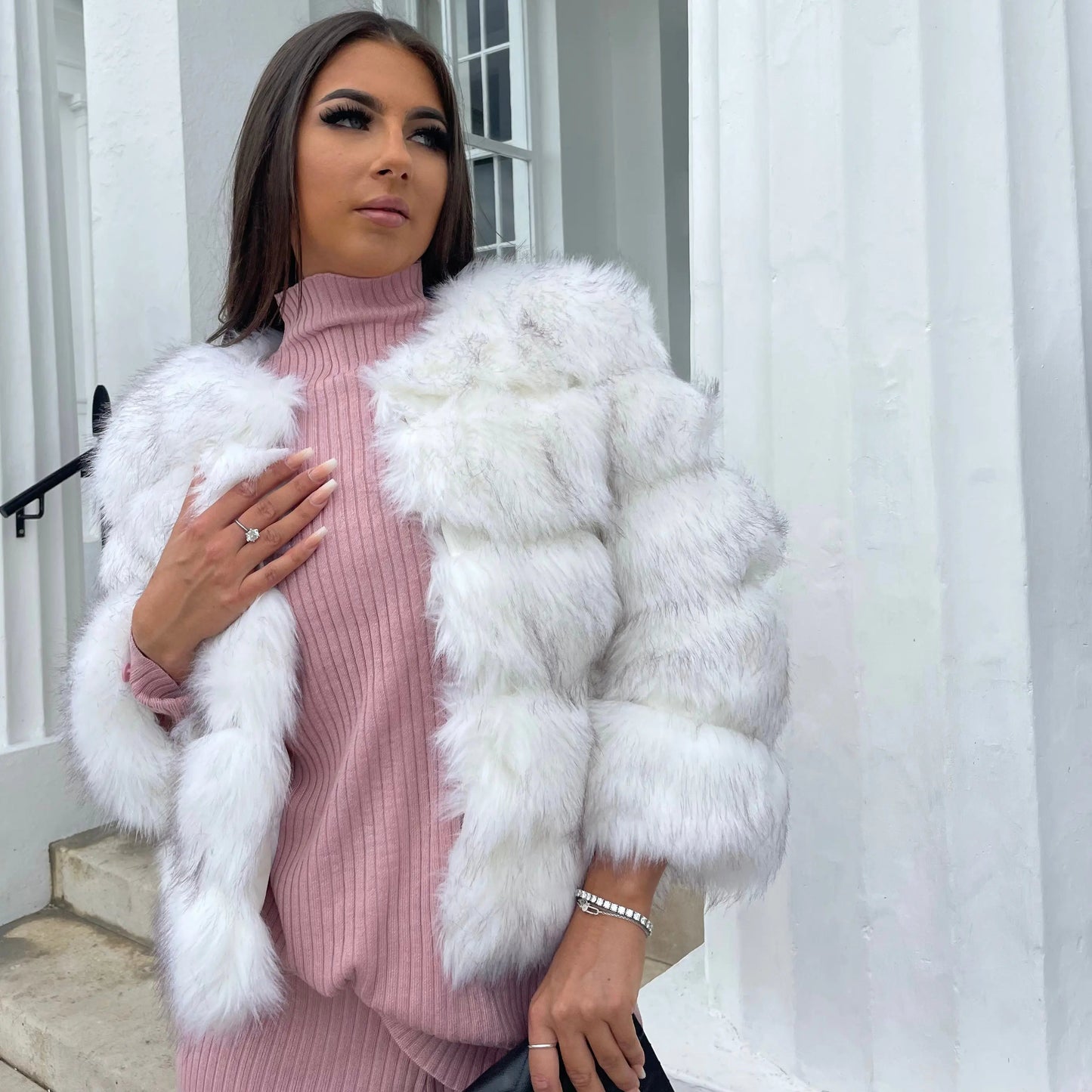 Damen Faux-Fur-Winterjacke Elegant