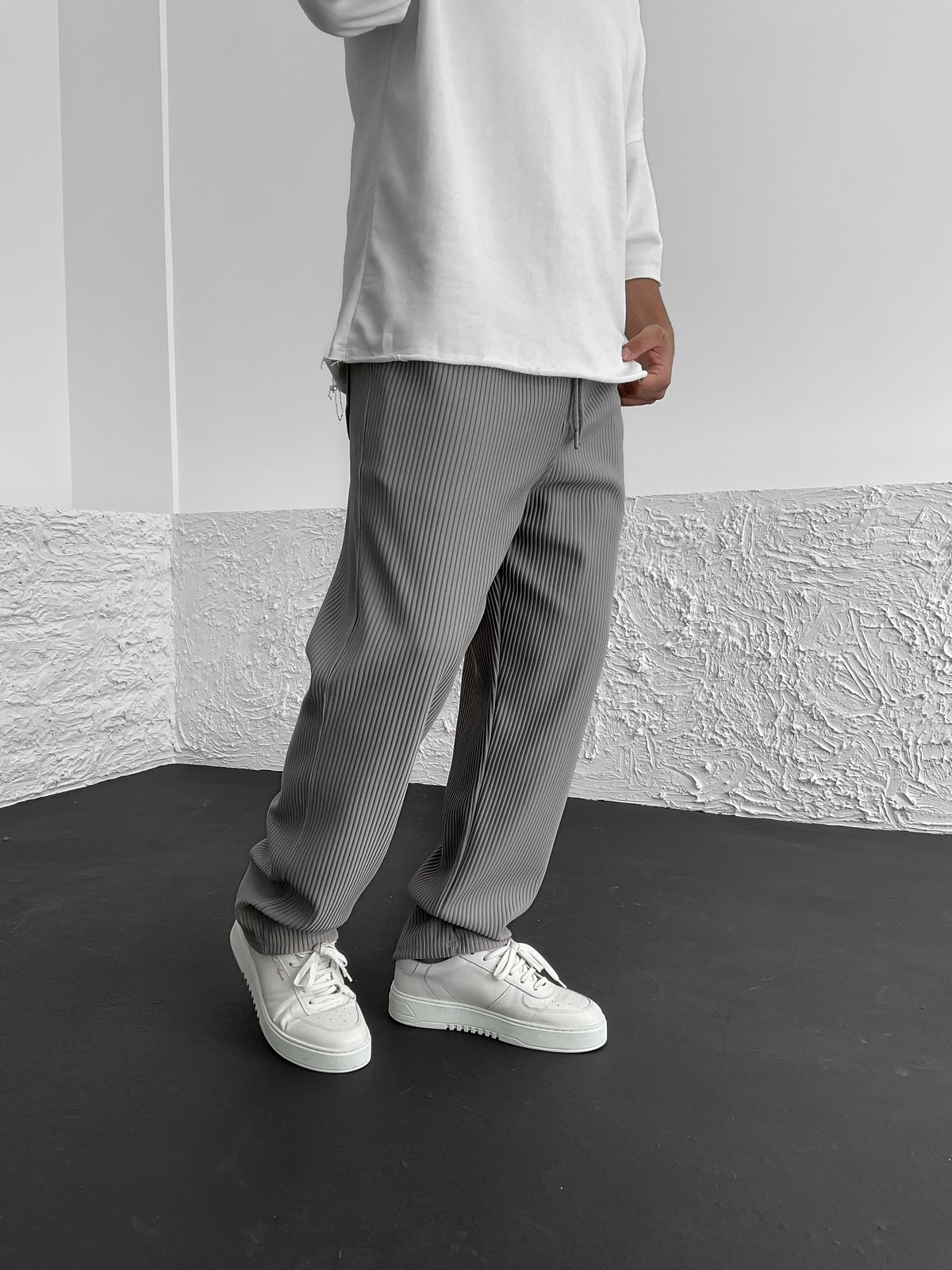 Gerippte Hose – locker sitzende Stretch-Baggy-Hose für Herren mit Kordelzug-Chaps Herrenmode