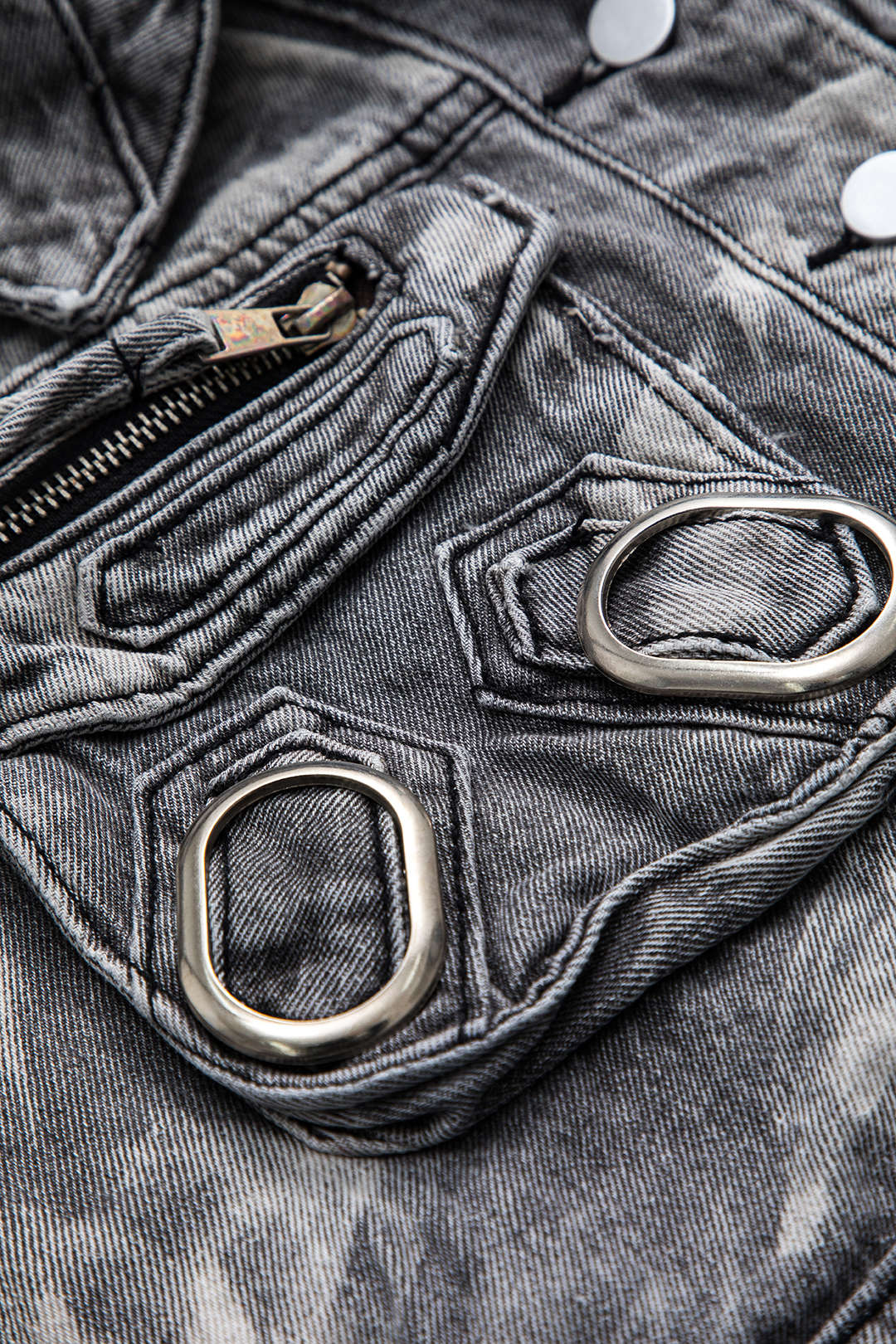 Raven Damen Cropped Denimweste Grau Metallelemente
