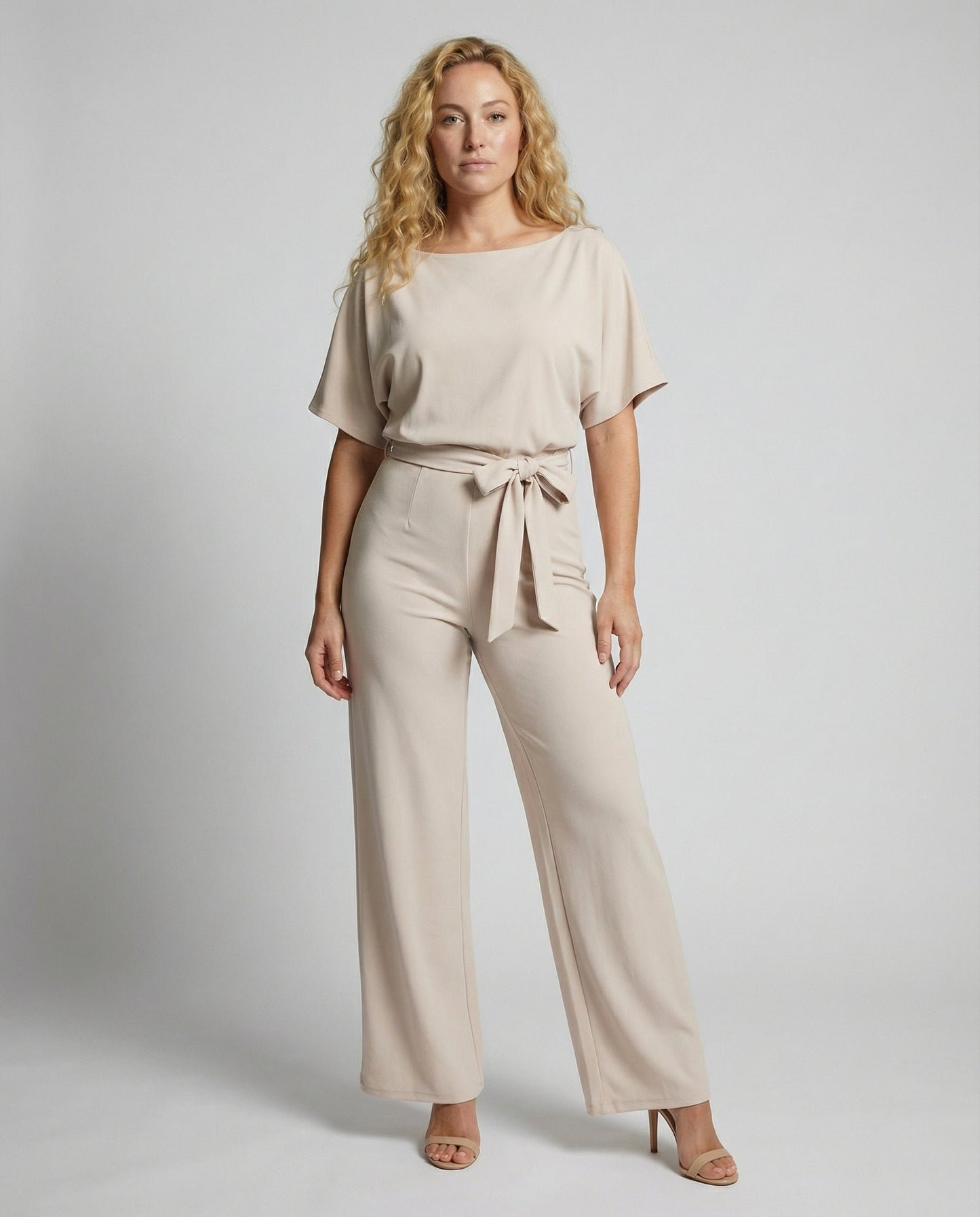 Damen Jumpsuit Elegantes Design - Eveloria