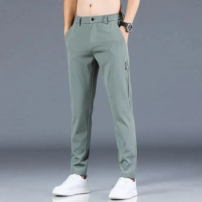 Herrenhosen – elastischer Bund – schmale Passform – Freizeithosen – Stretchhosen-Hellgrün-28-Chaps Herrenmode