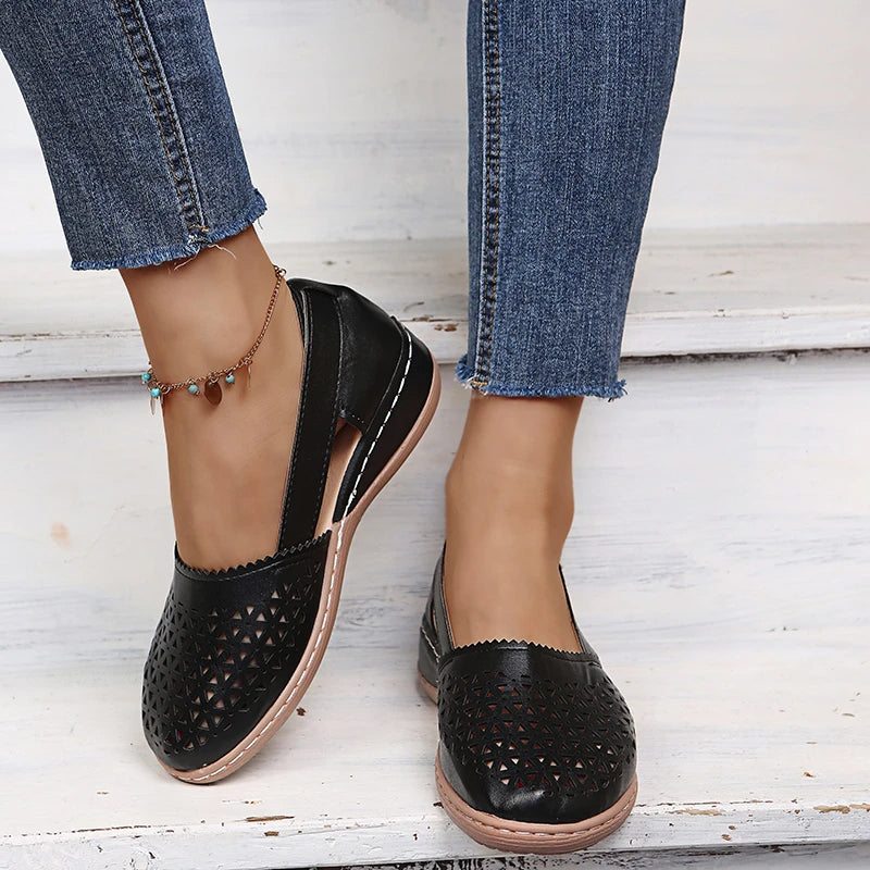 Eveloria Damen Slip-On Ballerinas Perforiert