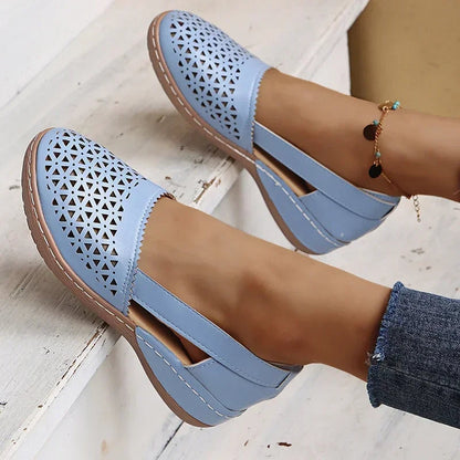 Eveloria Damen Slip-On Ballerinas Perforiert