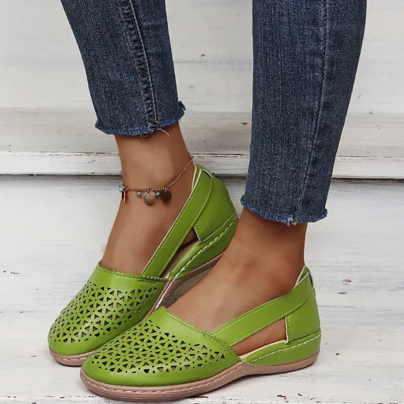 Eveloria Damen Slip-On Ballerinas Perforiert