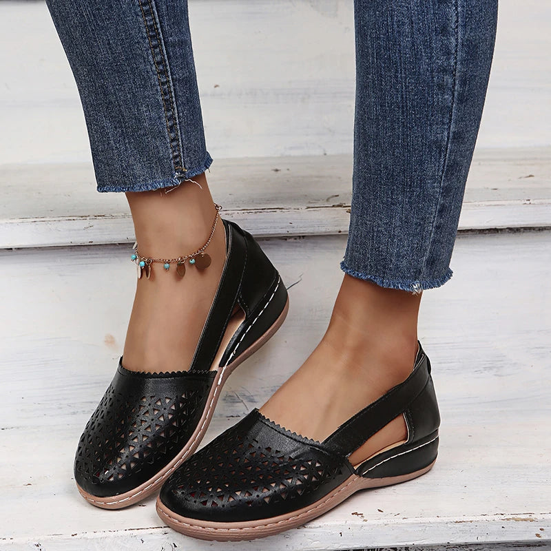 Eveloria Damen Slip-On Ballerinas Perforiert