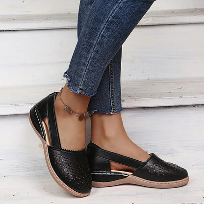 Eveloria Damen Slip-On Ballerinas Perforiert