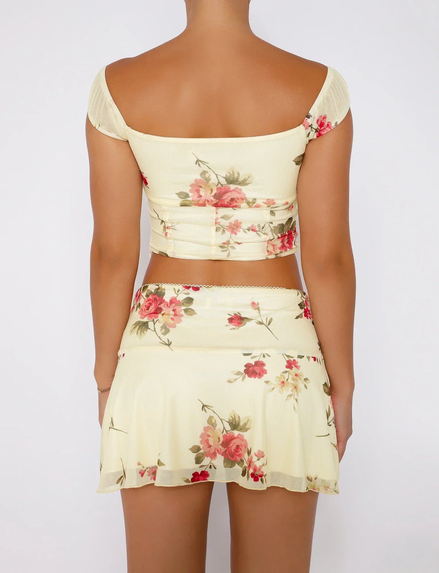 Hilde Damen Ärmel Crop mit Blumenmuster und Wickelminirock Sommerlook