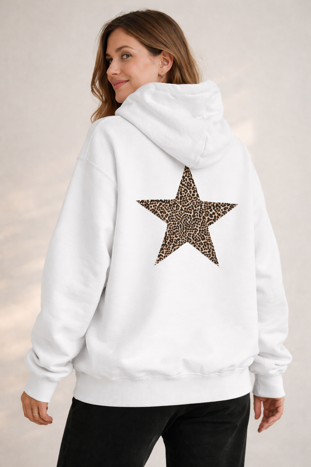 Damen Hoodie Leoprint Sternmotiv Eveloria
