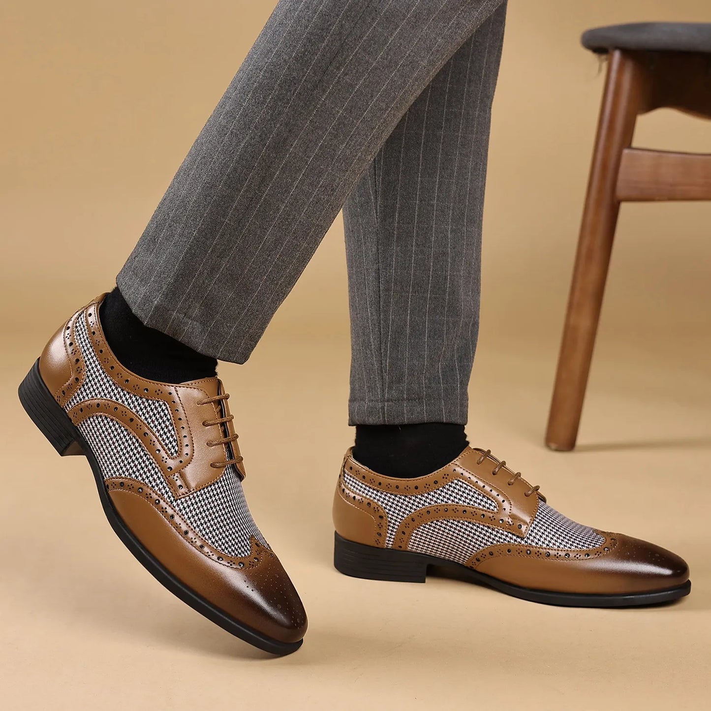 Herren Oxford Schuhe Hahnentritt-Muster Klassische Brogue-Details
