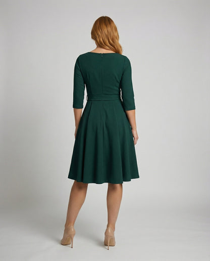 Elegantes Damen Schwingkleid Stilvoll