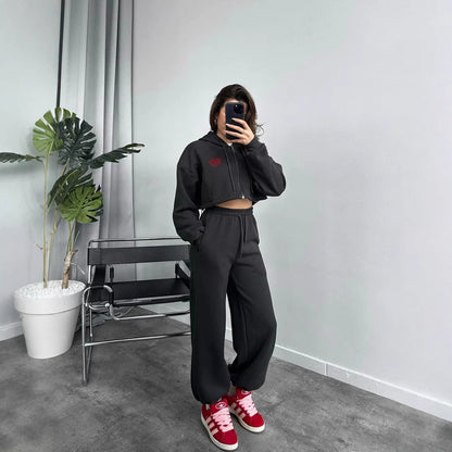 Damen Sportliches Hoodie-Set Cropped mit lockerer Hose Eveloria