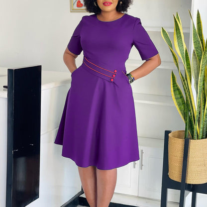 Damen A-Linien Kleid Gürtel Knopf Details Eveloria