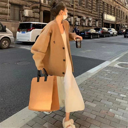 Damen Oversized Strickjacke mit Kragen und Taschen Eveloria