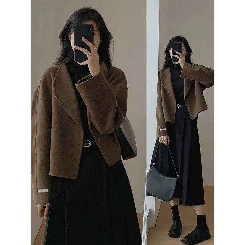 Damen Kurzjacke Modisch Schnitt Detailnähte Eveloria - Eveloria