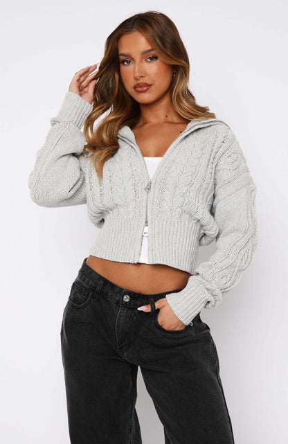Damen Strickcardigan Kurz Zopfmuster Reißverschluss Eveloria