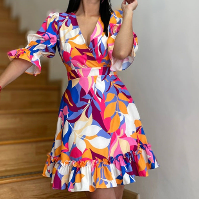 Damen Minikleid mit Puffärmeln und Rüschen Eveloria