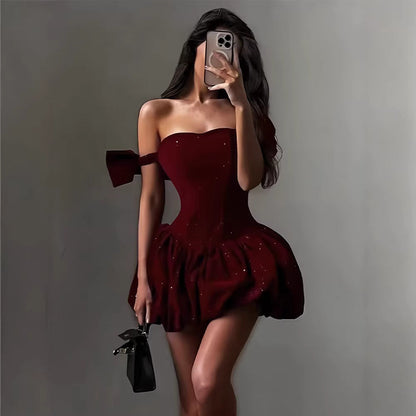 Damen Cocktailkleid Schulterfrei Glitzernd Eveloria