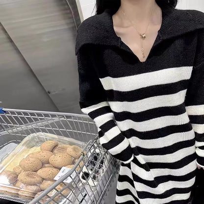 Damen Strickkleid Kontraststreifen Lässiger Schnitt Eveloria