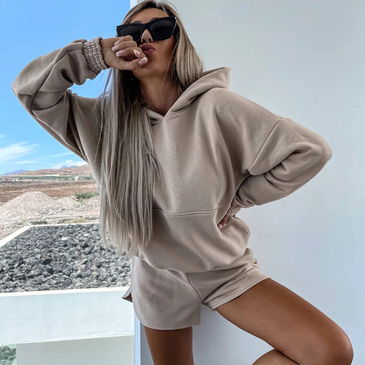 Damen Hoodie Kurz Shorts Minimalistisch Eveloria - Eveloria