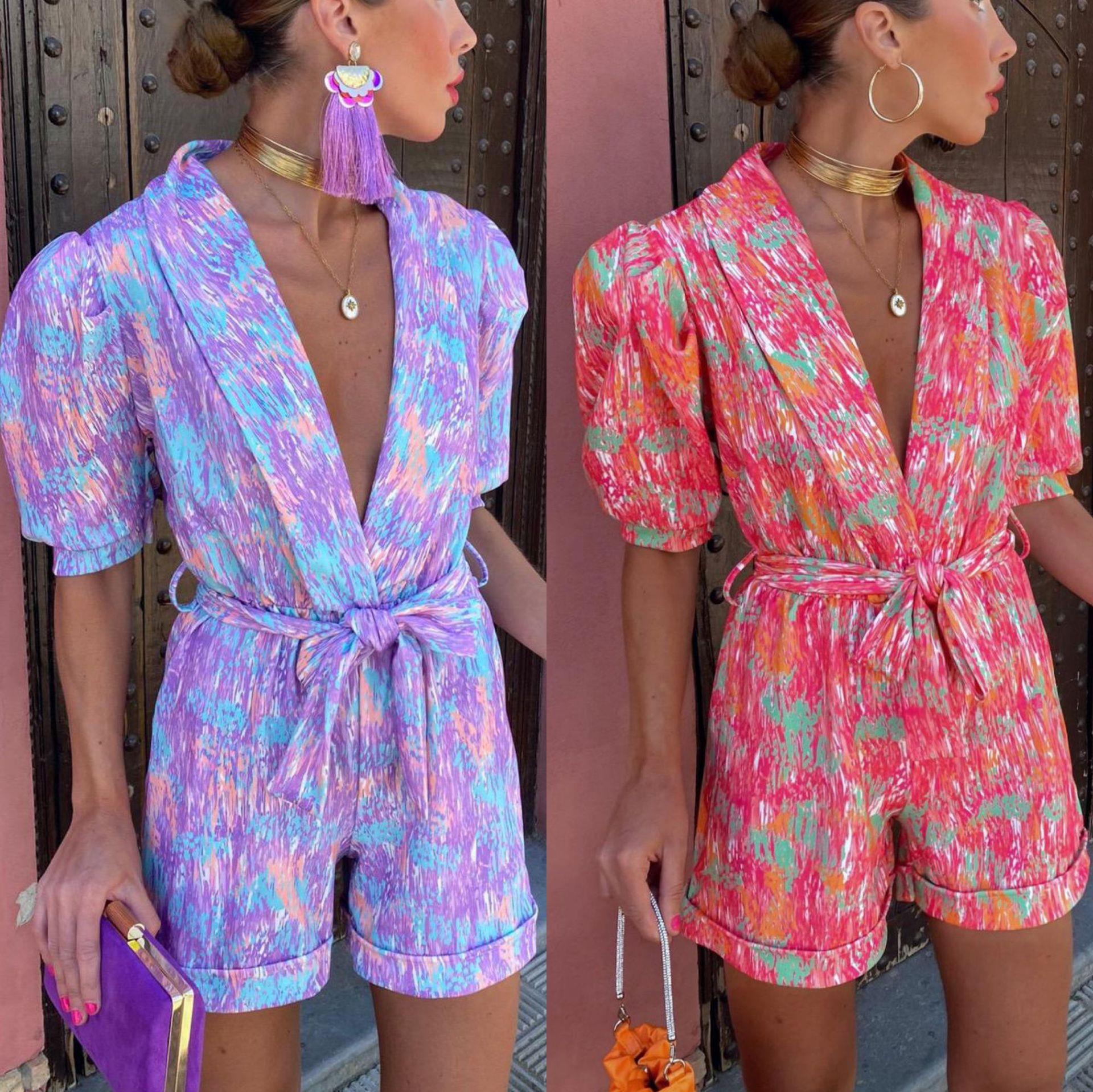 Damen Jumpsuit V-Ausschnitt Knöpfgürtel Eveloria - Eveloria