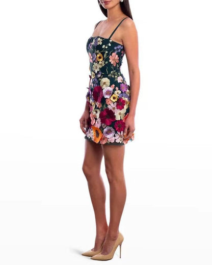 Damen Cocktailkleid mit 3D-Blumenapplikationen Eveloria