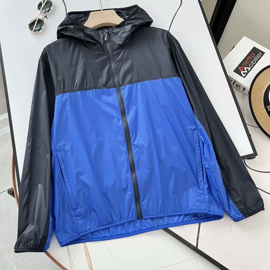 Damen Leichte Sportjacke mit Kapuze Eveloria wird zu:
Eveloria Damen