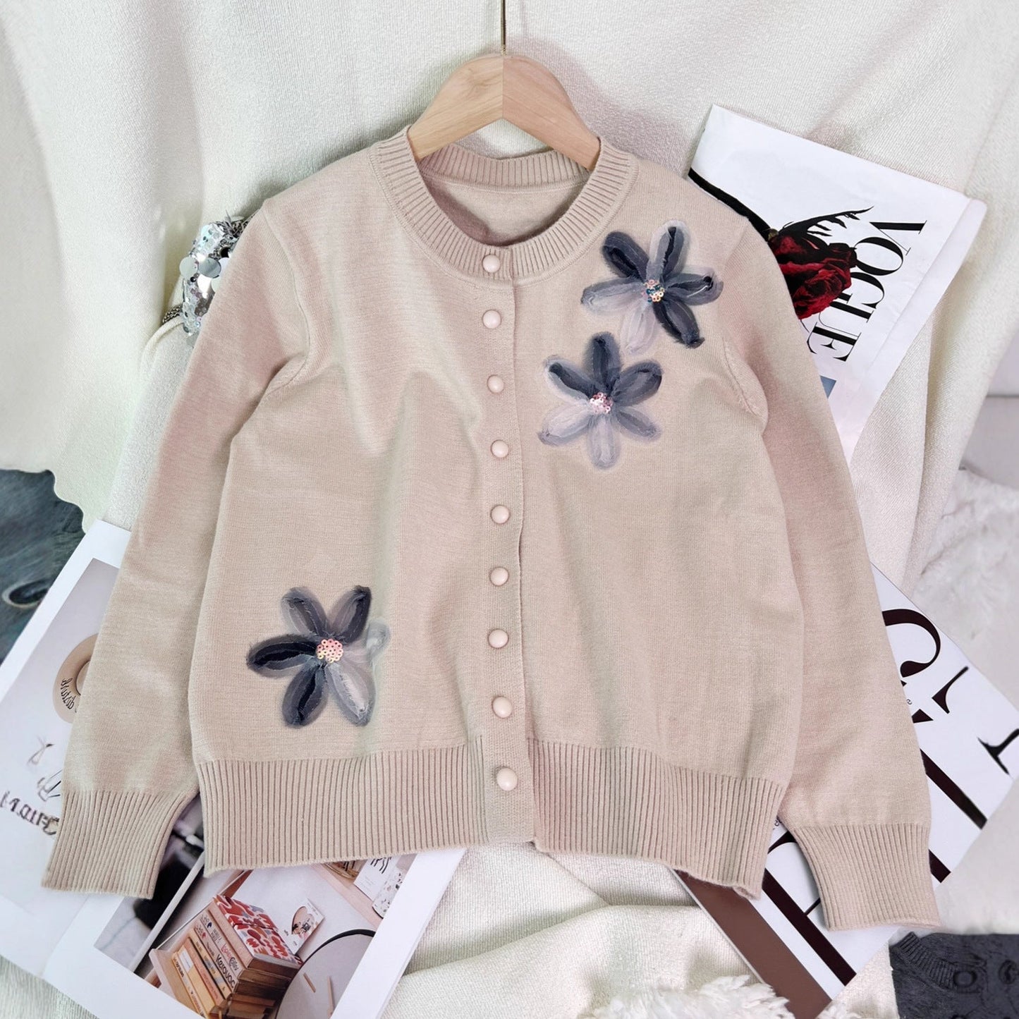 Damen Strickjacke Floralmuster Knopfverschluss Eveloria - Eveloria