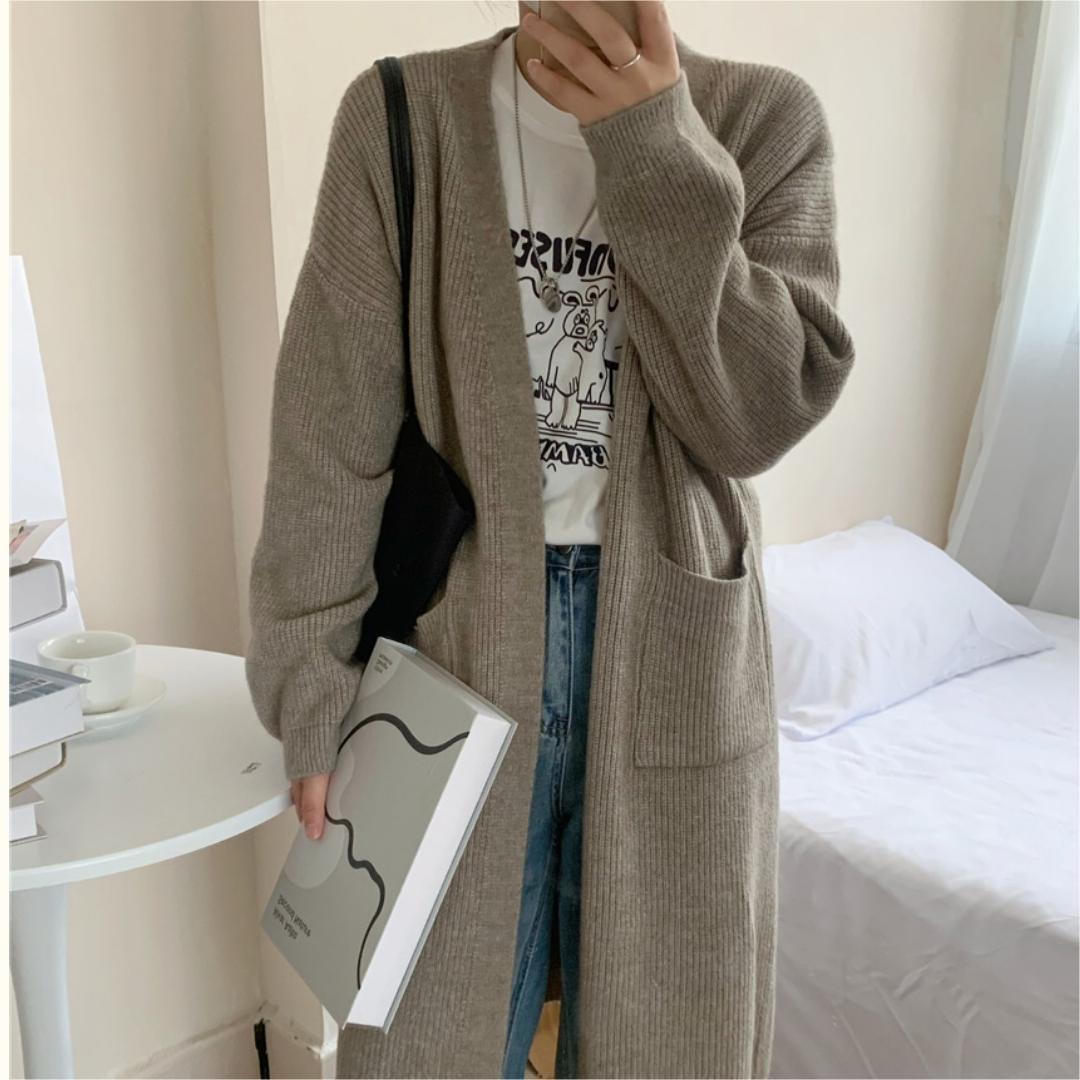 Damen Grobstrickcardigan mit Taschen und modischem Schnitt wird