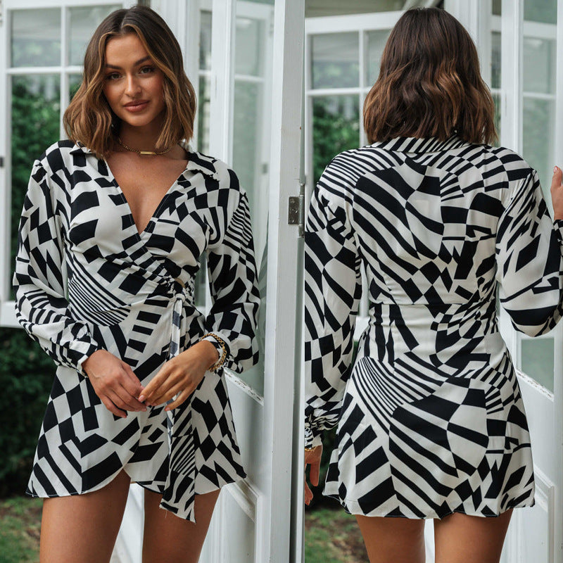 Damen Wickelkleid Grafisches Muster Eveloria - Eveloria