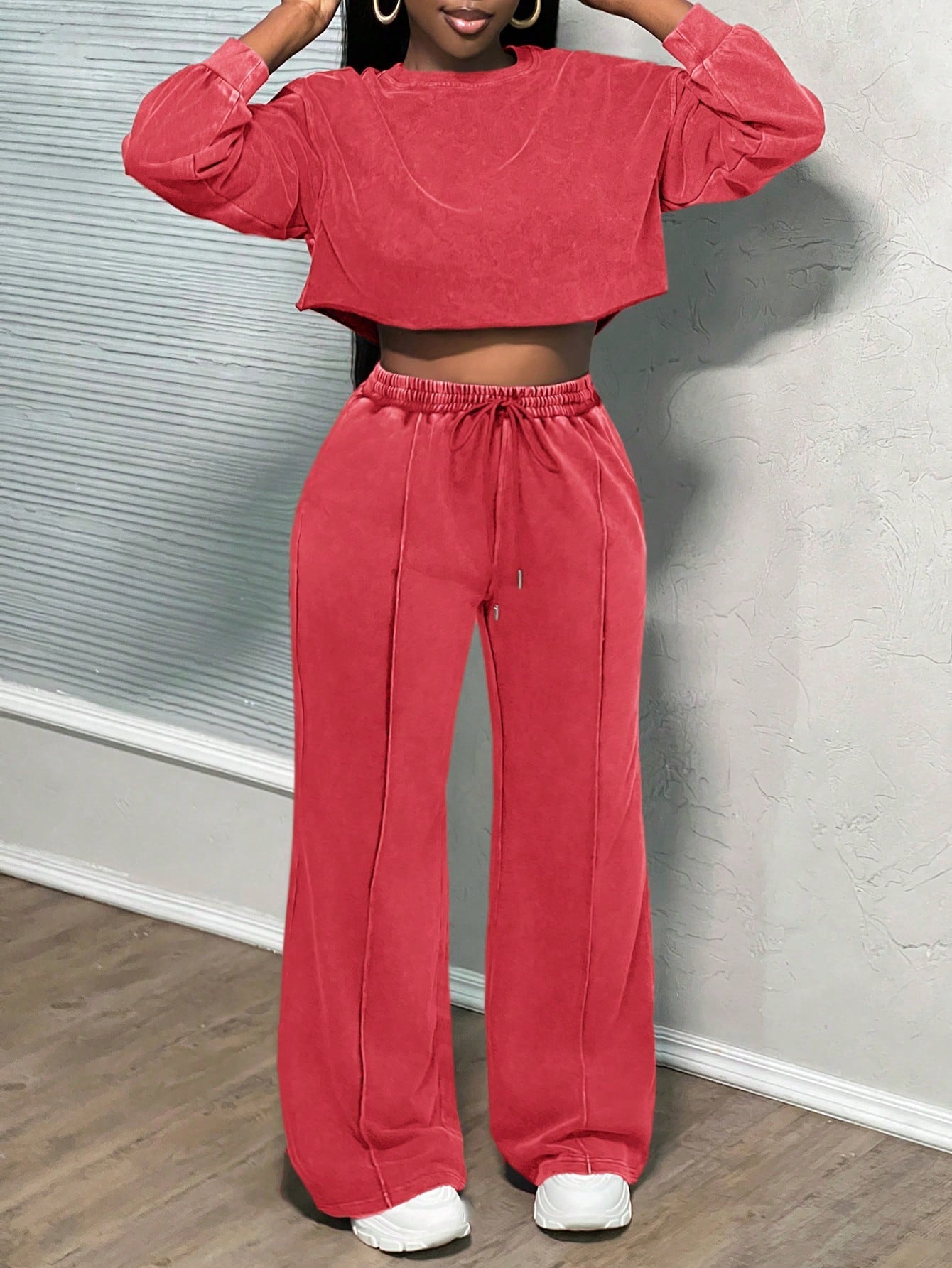 Damen Cropped Loungewear-Set Weites Hosenbein Hochwerder Bund Eveloria