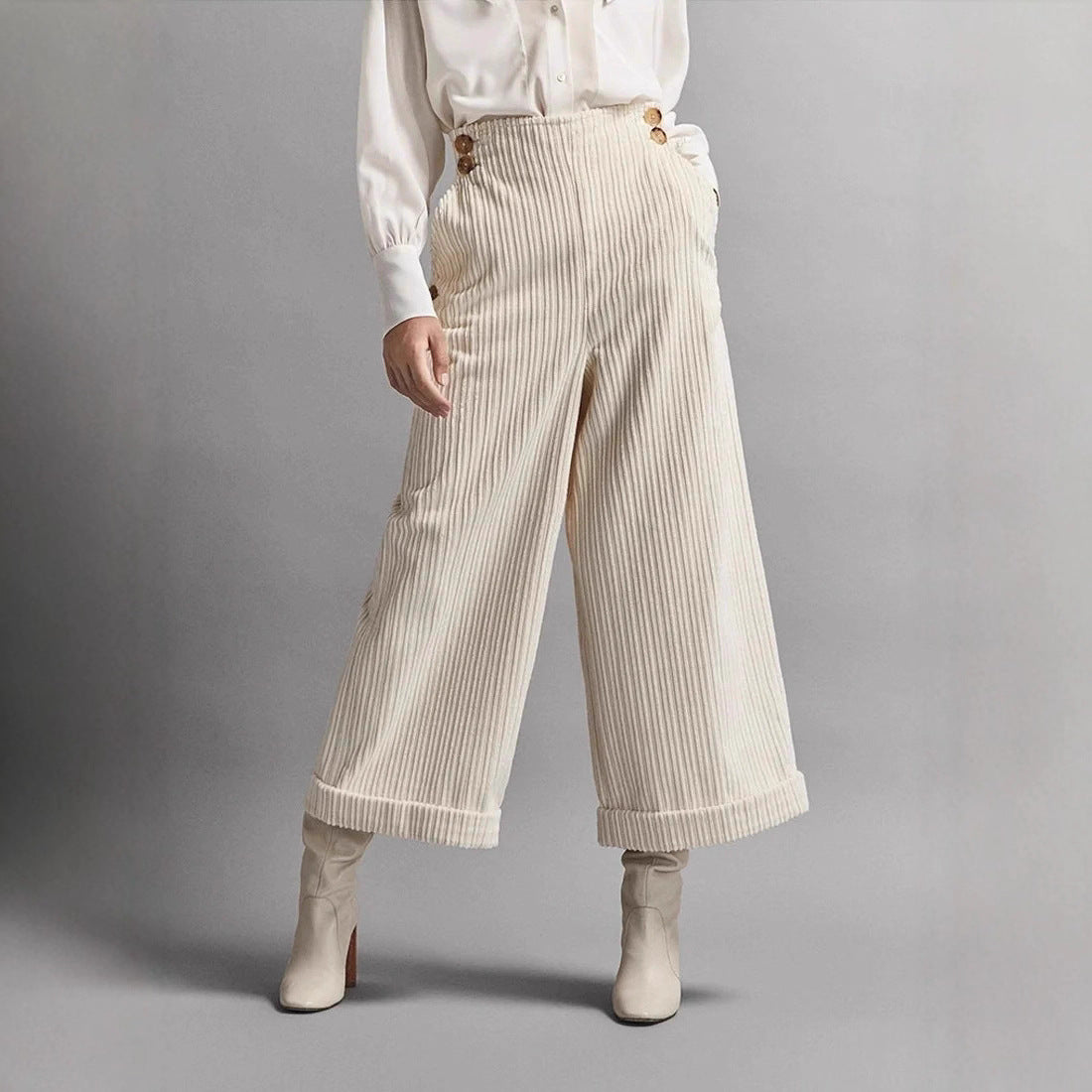 Damen Cordhose Weit Dekorative Knöpfe Eveloria