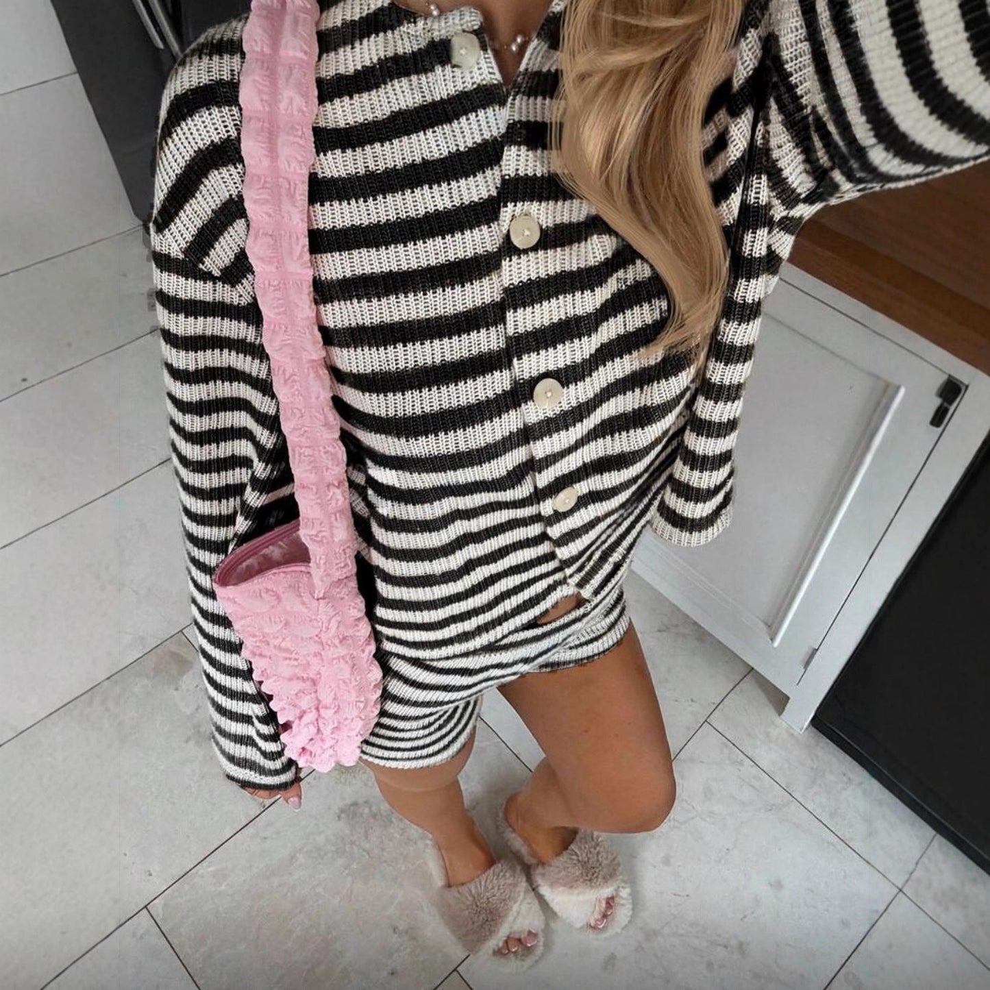 Damen Freizeit-Oberteil und Shorts-Set Streifenmuster Eveloria