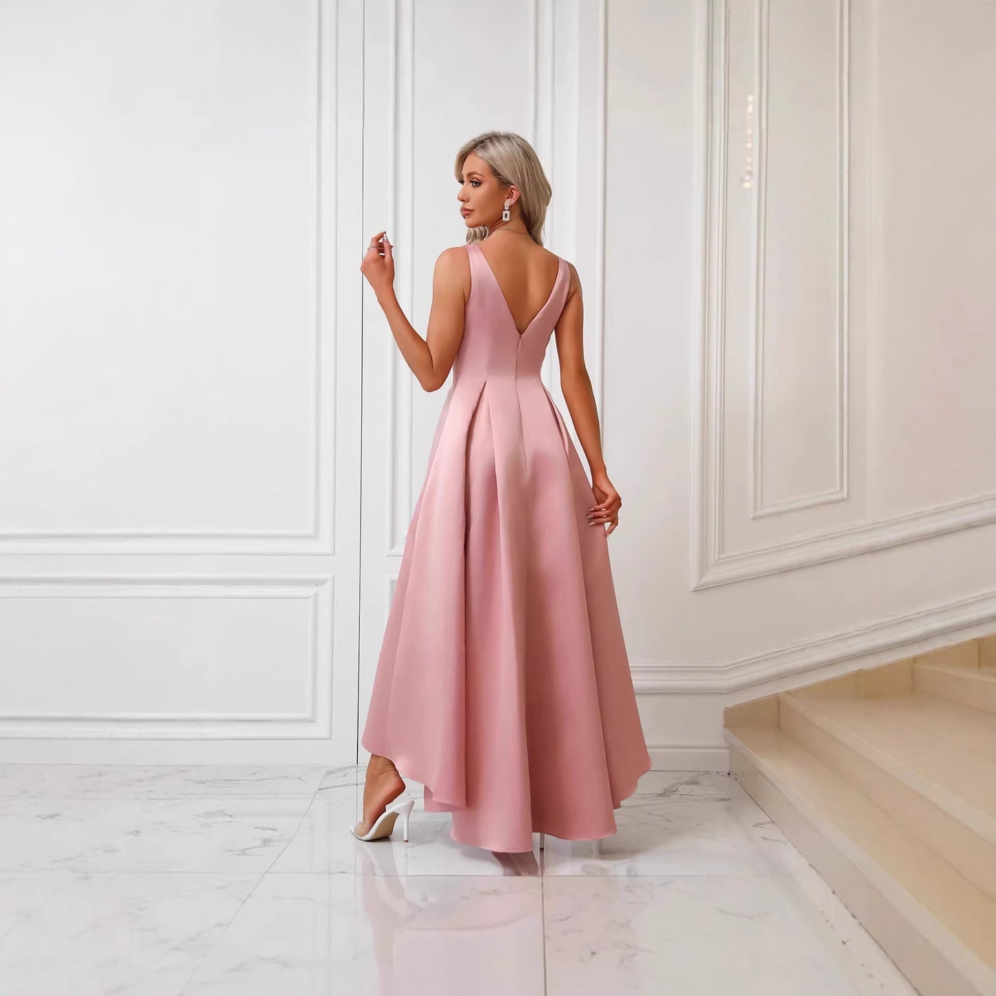 Damen Abendkleid Asymmetrischer Schnitt Raffinierte Falten Eveloria