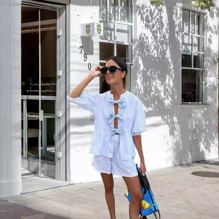Damen Freizeitset Gestreiftes Oberteil und Shorts Lässig Eveloria