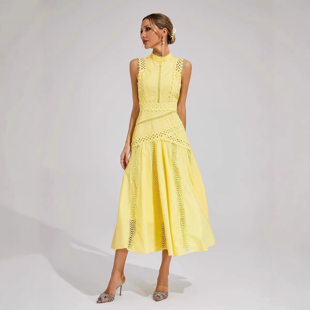 Damen Midi-Kleid Spitzenakzente Eveloria