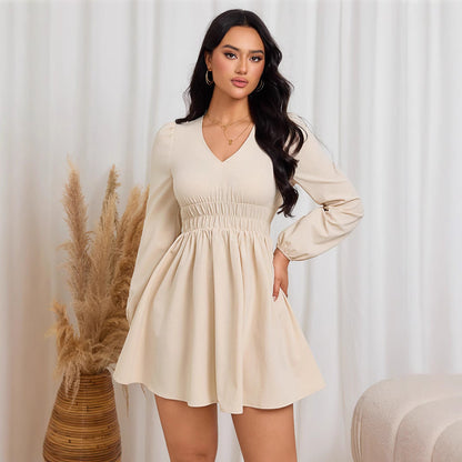 Damen Minimidi-Kleid Geschmeidig Puffärmel Eveloria