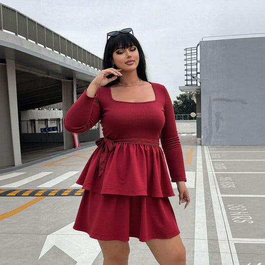 Damen Minikleid Quadratischer Ausschnitt Rüschen Taillenband Schwarz - Eveloria
