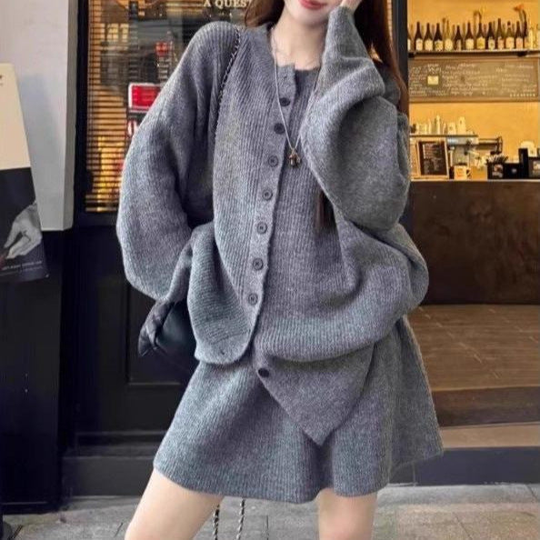 Damen Oversized Strickjacke Kuschelig Grau Eveloria - Eveloria