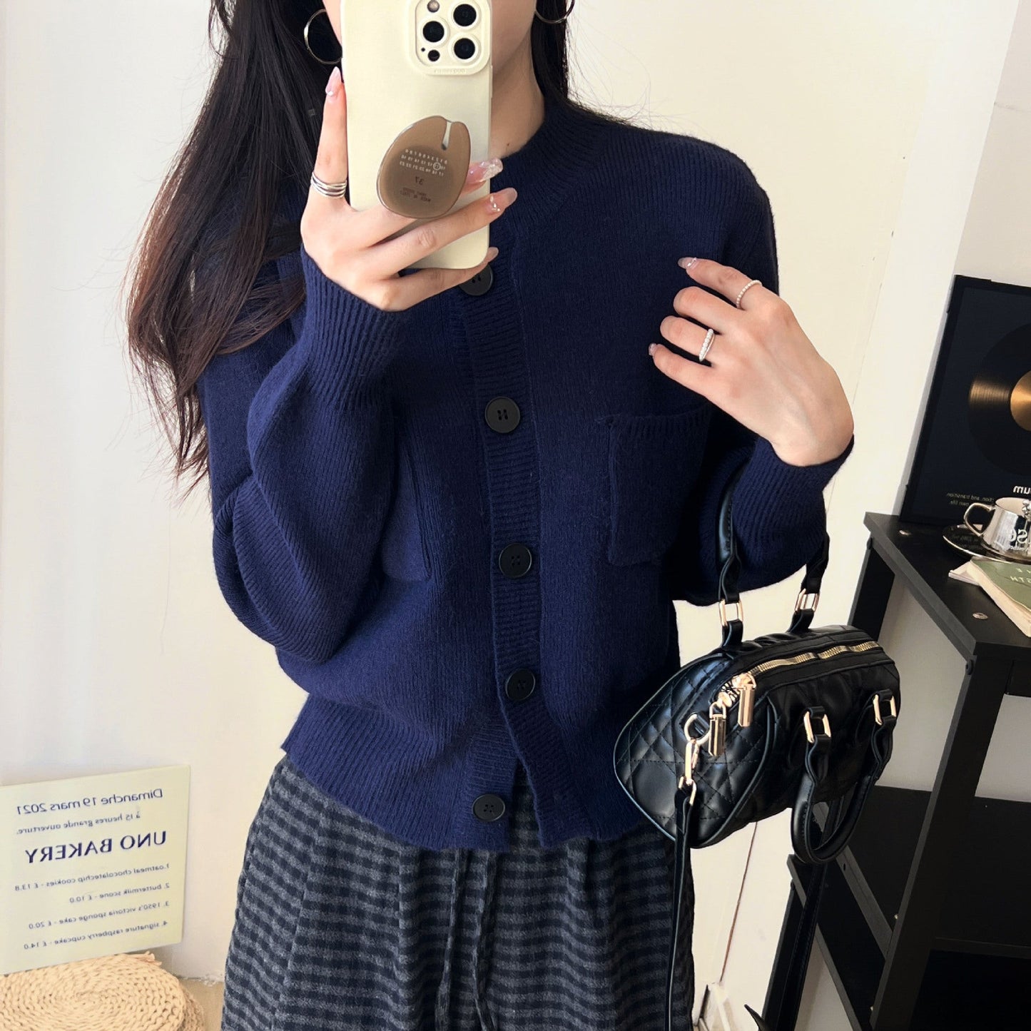 Damen Strickjacke mit Knöpfen und Taschen