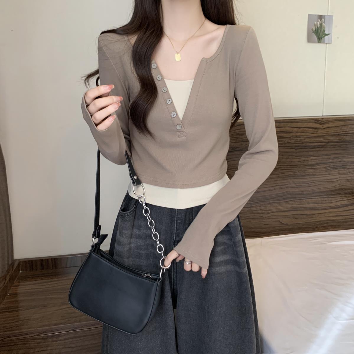 Damen Langarmshirt Rundhalsausschnitt Knopfleiste Eveloria
