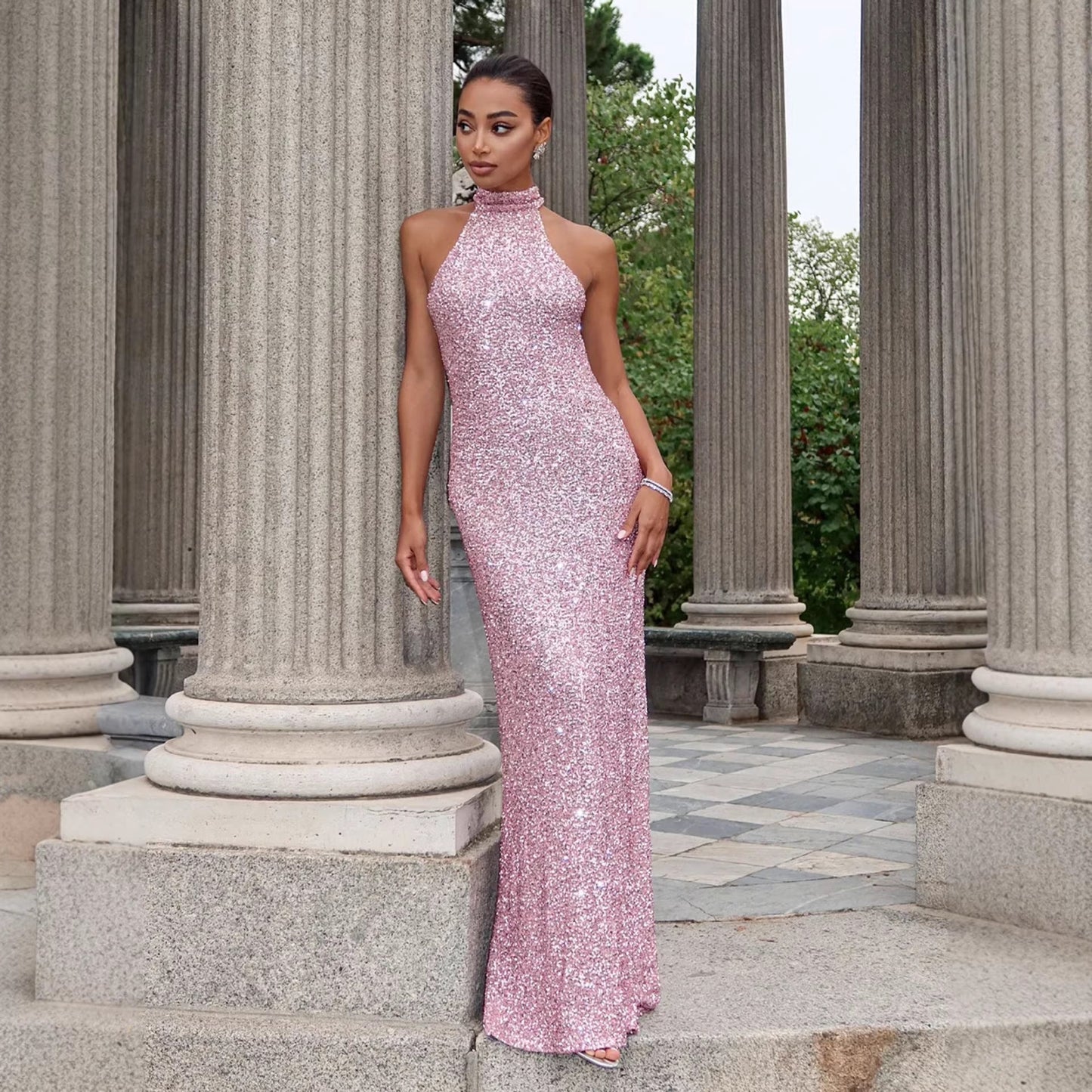 Damen Abendkleid Glitzernd Hochkragen Figurbetont Eveloria