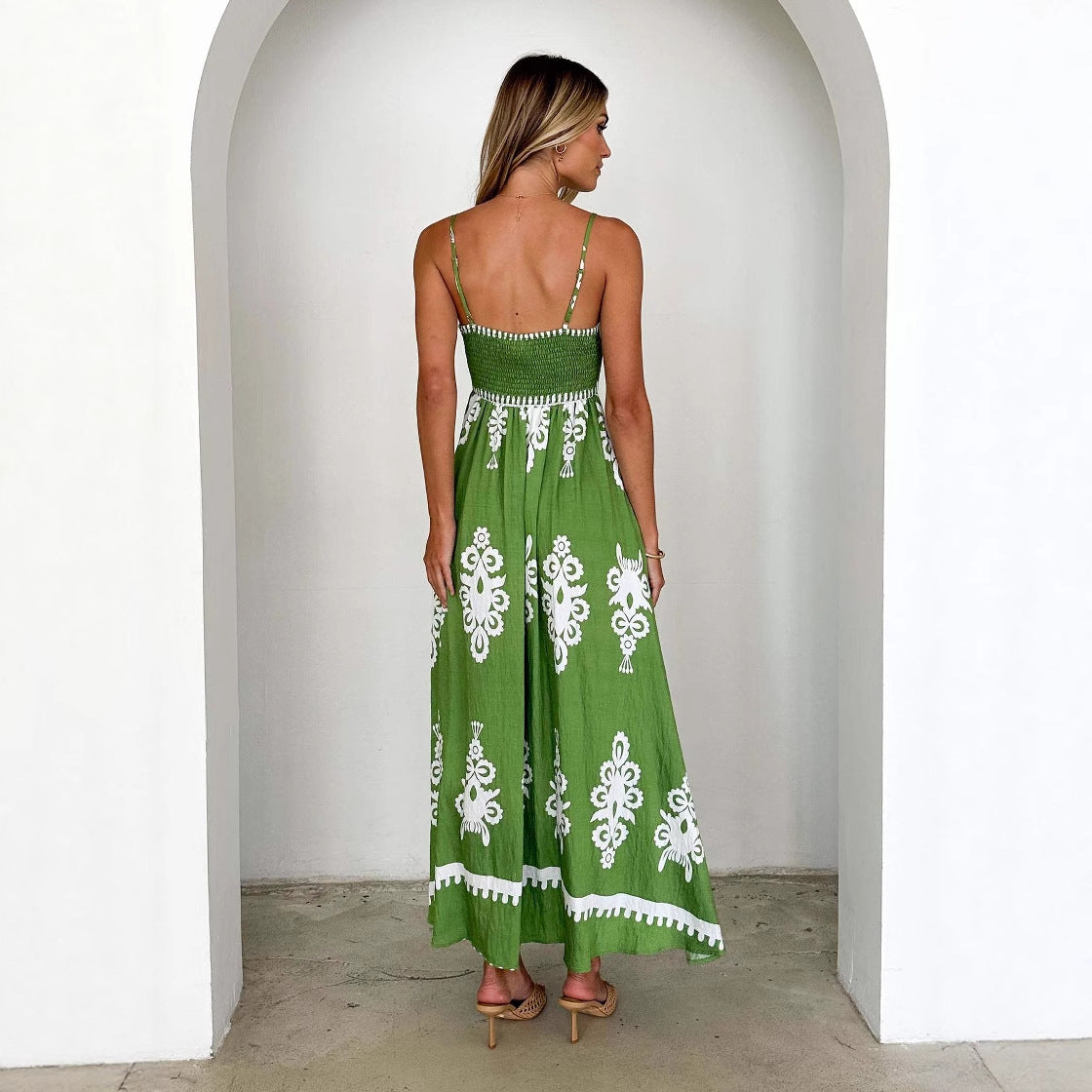 Damen Sommerkleid Elegante Stickerei Eveloria