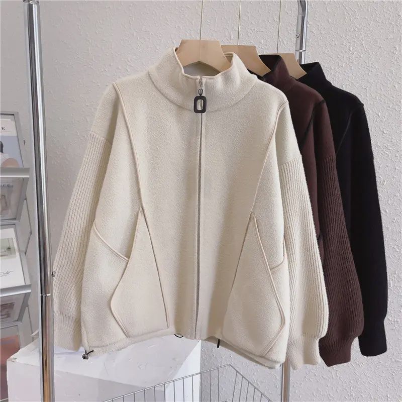 Damen Volumenjacke Hochkragen Reißverschluss Eveloria